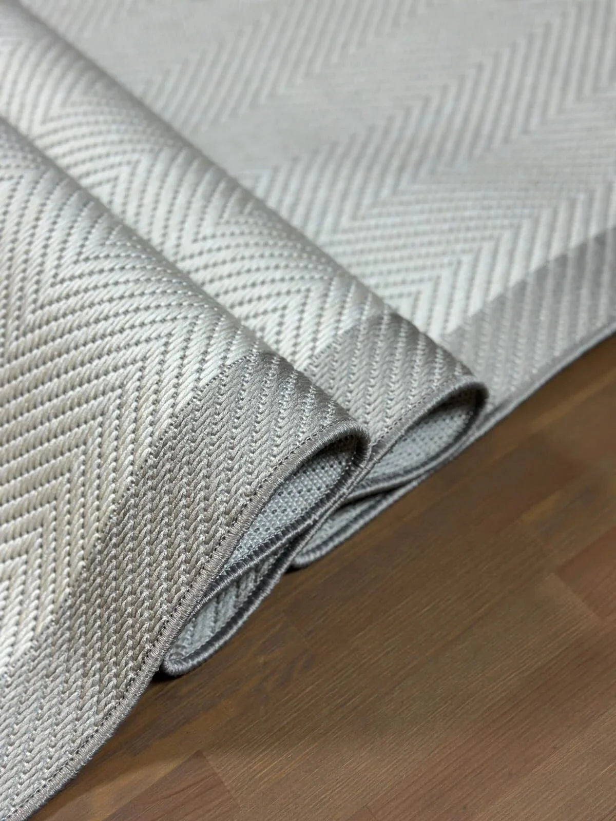 Alfa Serisi Makinede Yıkanabilir Gri/Ekru Sisal Halı NX-17