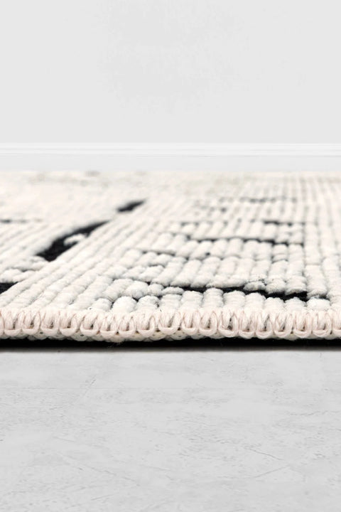 Mercan Serisi Beyaz Renk Makinede Yıkanabilir Kilim GH-8433