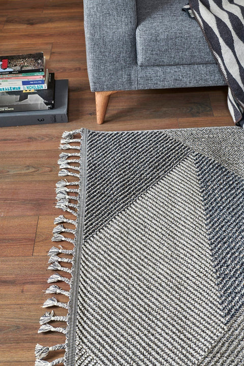 Nordic Serisi Gri Renk Kolay Temizlenebilir Modern Halı TH-85