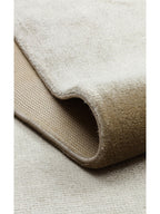 Oushak Plain %100 Naturel Düz Renk El Emeğiyle Özel Tezgahlarda Üretilen Viskon Uşak Halısı PLNLAT