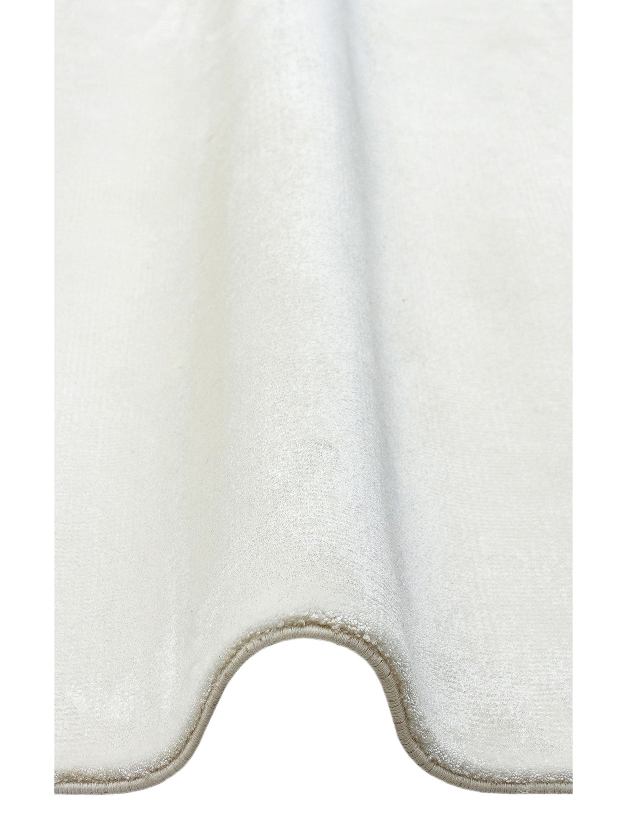 Oushak Plain %100 Naturel Düz Renk El Emeğiyle Özel Tezgahlarda Üretilen Viskon Uşak Halısı PLNNAT