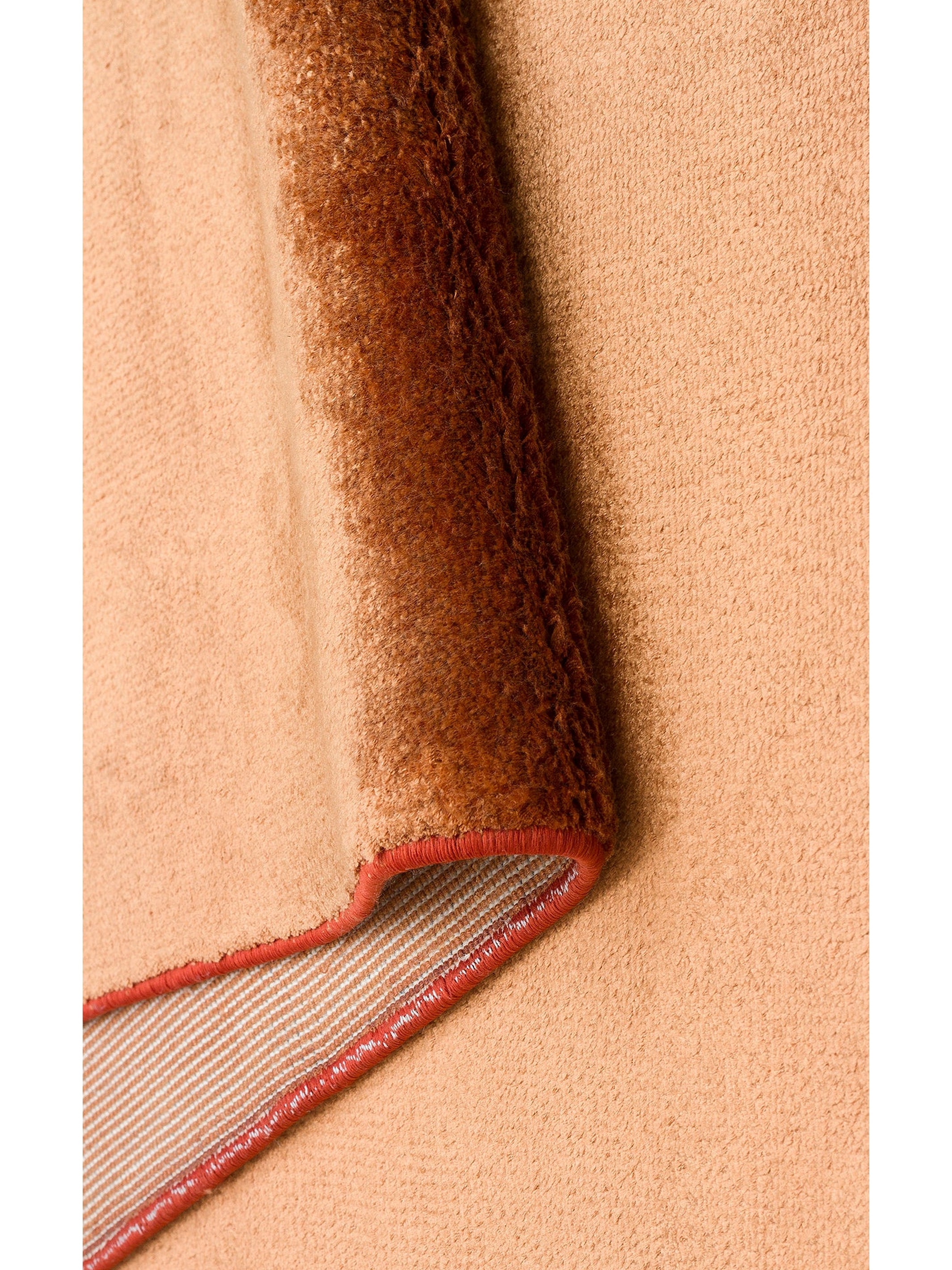 Oushak Plain %100 Naturel Düz Renk El Emeğiyle Özel Tezgahlarda Üretilen Viskon Uşak Halısı PLNTRR